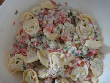 Salat: Tortellinisalat - Rezept
