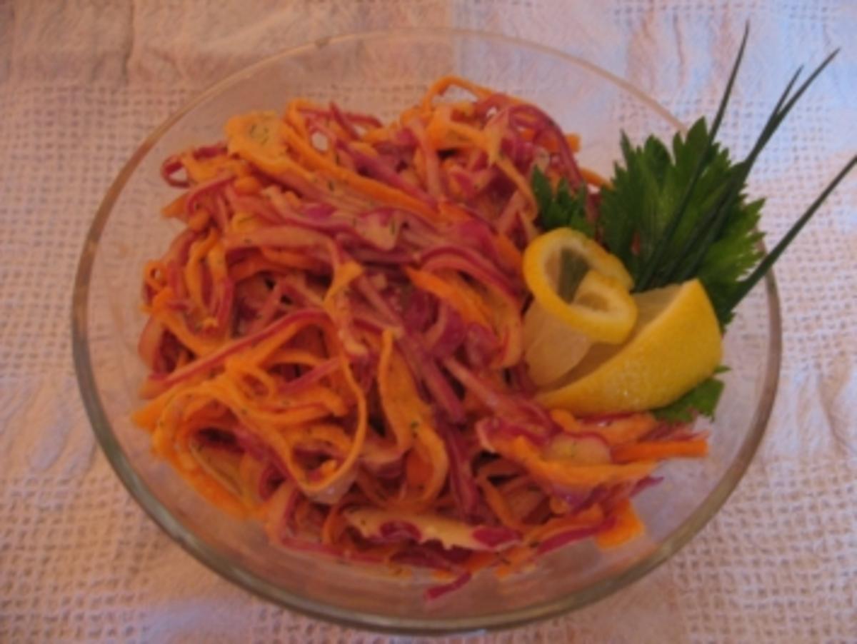 Rotkohl-Möhren-Salat mit Dill - Rezept - Bild Nr. 2
