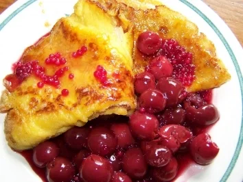 Rezept: Beschwipste Creps mit Kirschen Beschwipste Creps mit Kirschen - Rezept