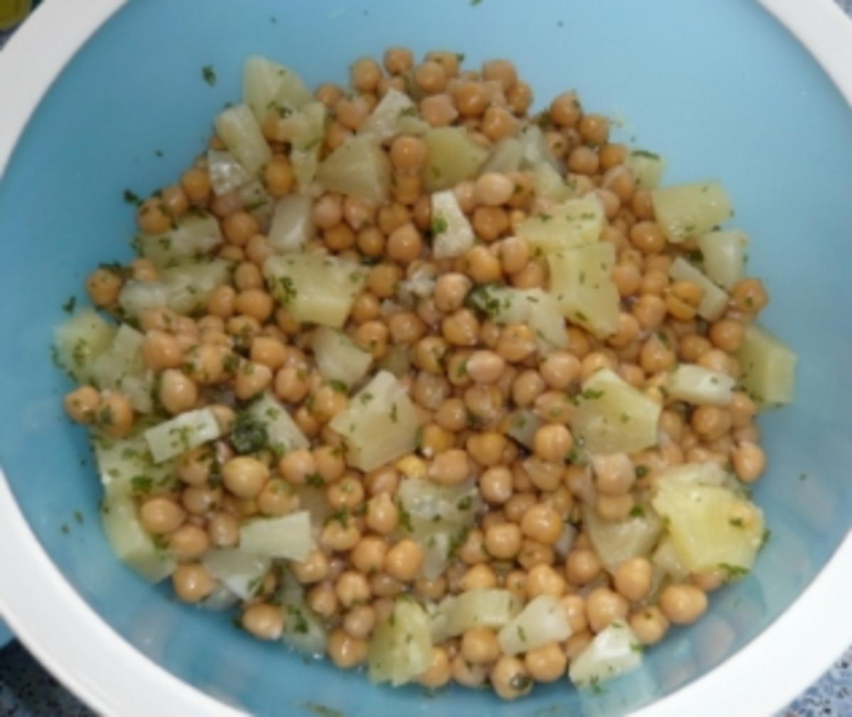 Kichererbsen-Zwiebel-Ananas-Curry-Salat - Rezept - Bild Nr. 2