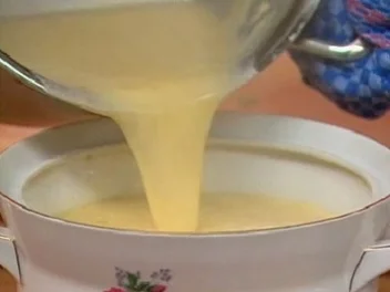 Kartoffel-Meerrettichsuppe mit Nordseekrabben - Rezept