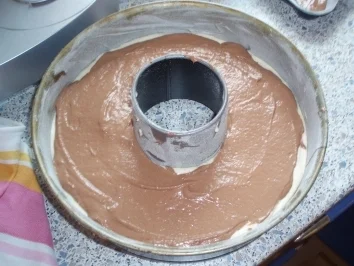 SCHOKOKRANZ  mit Kirschen - Rezept - Bild Nr. 2