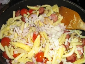 Rezept: Nudelauflauf aus der Pfanne Bild Nr. 8 Nudelauflauf aus der Pfanne - Rezept - Bild Nr. 8