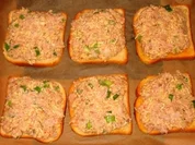 Snack: Zwiebeliger Fischtoast - Rezept