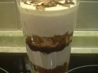 Dessert "Tiramisu mit Walnuss-Krokant und Schokosoße" - Rezept - Bild Nr. 2