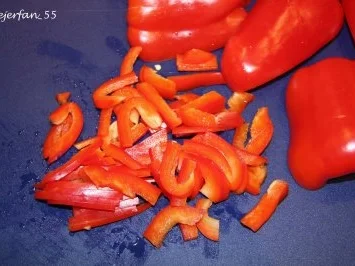 Rezept: Mungosprossen-Salat mit Schweinefilet Bild Nr. 6 Mungosprossen-Salat mit Schweinefilet - Rezept - Bild Nr. 6