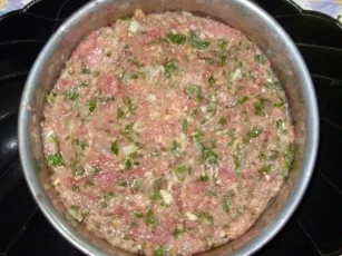 Rezept: Hackfleischtorte mit Tomaten-Reis und Tsatsiki-Sauce Bild Nr. 2 Hackfleischtorte mit Tomaten-Reis und Tsatsiki-Sauce - Rezept - Bild Nr. 2