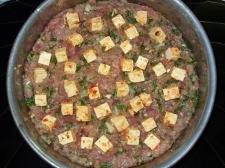 Rezept: Hackfleischtorte mit Tomaten-Reis und Tsatsiki-Sauce Bild Nr. 4 Hackfleischtorte mit Tomaten-Reis und Tsatsiki-Sauce - Rezept - Bild Nr. 4