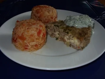 Rezept: Hackfleischtorte mit Tomaten-Reis und Tsatsiki-Sauce Bild Nr. 8 Hackfleischtorte mit Tomaten-Reis und Tsatsiki-Sauce - Rezept - Bild Nr. 8