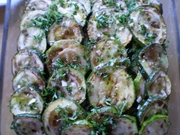 Zucchini, mariniert - Rezept