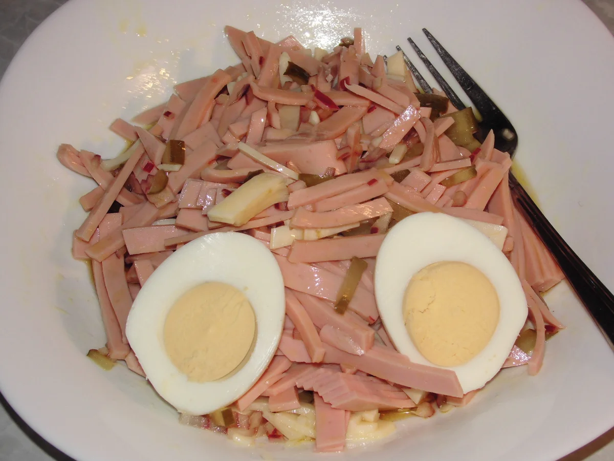 Wurstsalat nach Volkers Art - Rezept - Bild Nr. 2