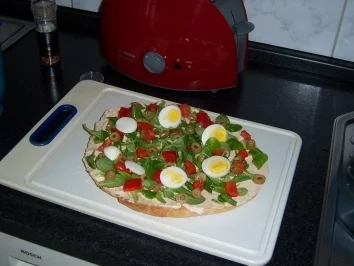 Bunte Fladenbrottorte mit Shrimps - Rezept - Bild Nr. 5