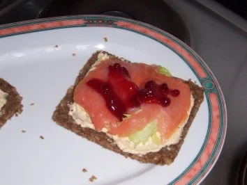 Delikate Lachsbrote - Rezept - Bild Nr. 2