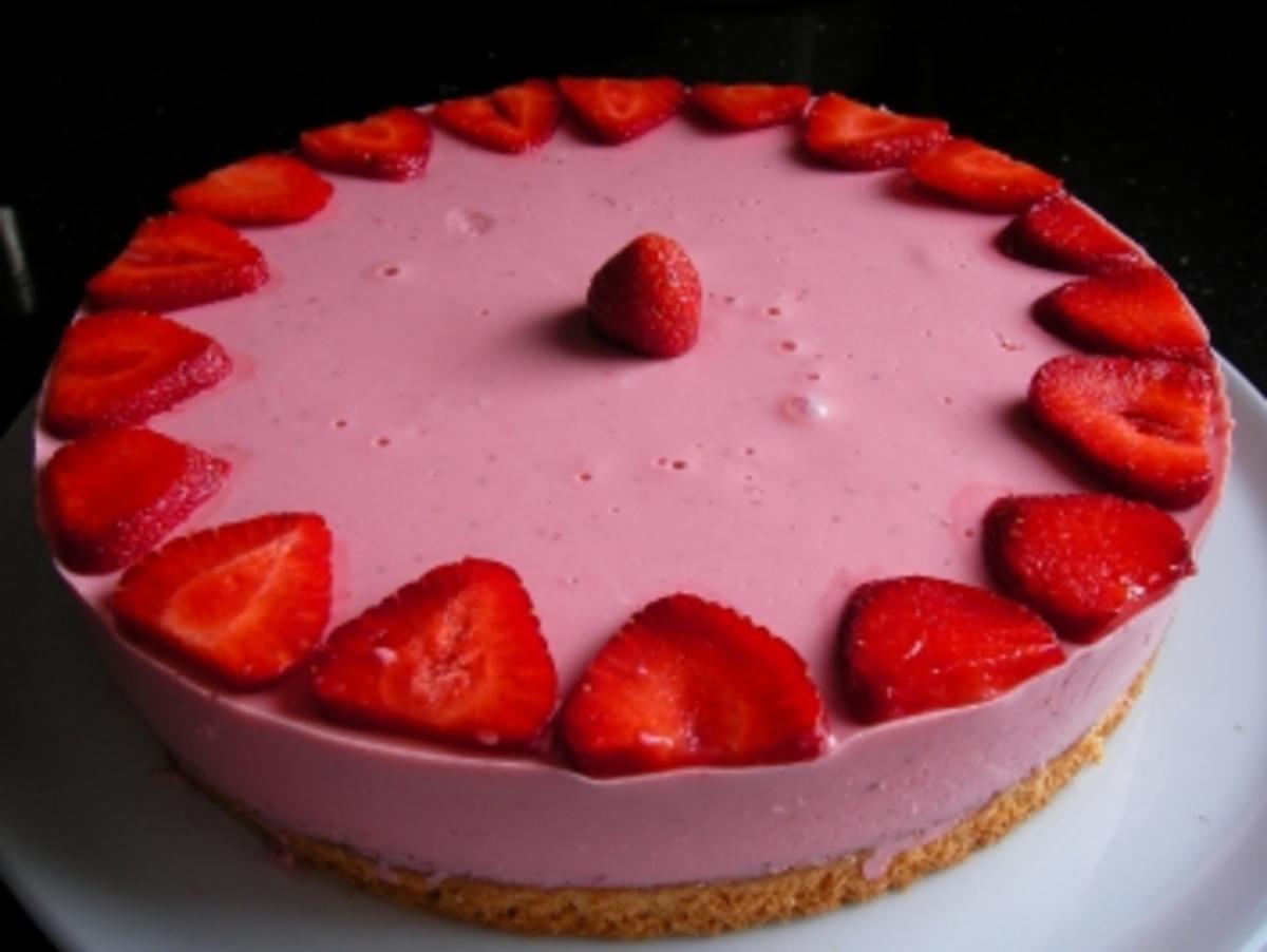 Erdbeer Joghurt Torte - Rezept - Bild Nr. 2