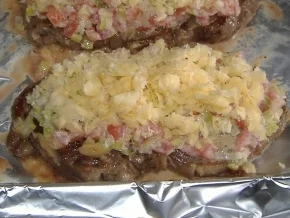 Rostbraten von Allgäuer Braunvieh mit Lauchtomaten und Käse überbacken - Rezept - Bild Nr. 4