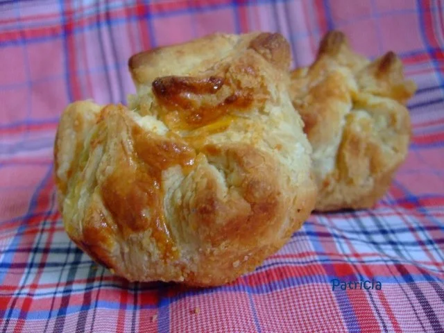 Blätterteigtaschen mit Fisch - Rezept