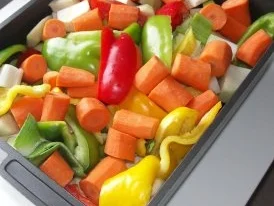 Knobihähnchen im Gemüsebett - Rezept - Bild Nr. 2