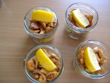 Rezept: Eingelegte Pfifferlinge Bild Nr. 3 Eingelegte Pfifferlinge - Rezept - Bild Nr. 3