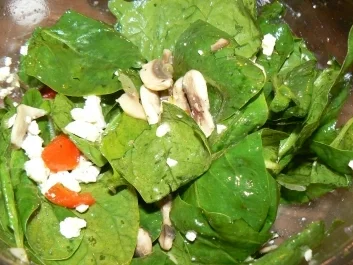 bunter Spinatsalat - Rezept - Bild Nr. 7