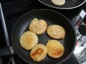Würzige Mini - Pfannkuchen - Rezept