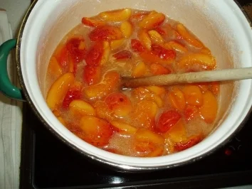 Marillenmarmelade mit Amaretto - Rezept - Bild Nr. 3