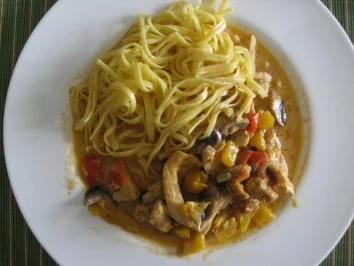 Currygeschnetzeltes mit Tagliolini - Rezept