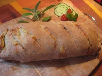 Rezept: Pizza-Strudel mit Pfifferlingen und Rührei Bild Nr. 5 Pizza-Strudel mit Pfifferlingen und Rührei - Rezept - Bild Nr. 5