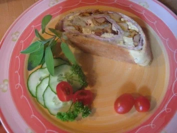 Rezept: Pizza-Strudel mit Pfifferlingen und Rührei Bild Nr. 7 Pizza-Strudel mit Pfifferlingen und Rührei - Rezept - Bild Nr. 7