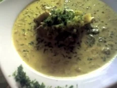 Curry-Suppe mit Früchten - Rezept