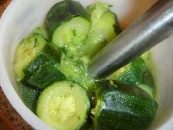 FEINES GRÜNROTES SOMMERSÜPPCHEN AUS DEM GLAS - Rezept - Bild Nr. 3