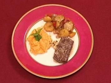 Rezept: Lamm in Pfefferminzsoße mit Balsamicogemüse und Rübenpüree (Bill Mockridge) Lamm in Pfefferminzsoße mit Balsamicogemüse und Rübenpüree (Bill Mockridge) - Rezept