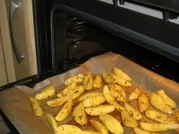 Rezept: Kartoffelspalten aus dem Ofen Bild Nr. 2 Kartoffelspalten aus dem Ofen - Rezept - Bild Nr. 2