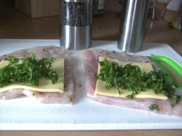 Geflügel/ Wild: Putenröllchen mit Gauda - Rezept - Bild Nr. 3