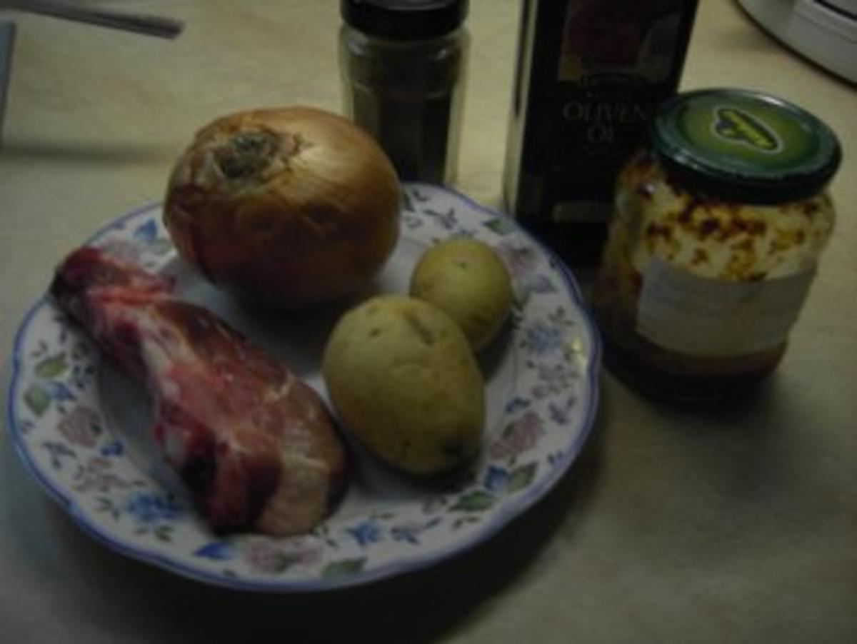 Fleisch - Rippchen extra scharf mit Röstkartoffeln und Zwiebeln - Rezept - Bild Nr. 2