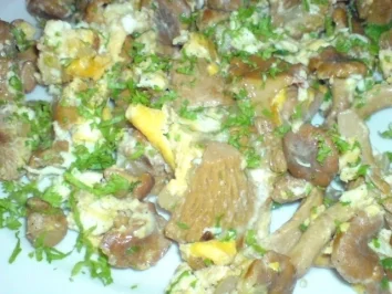 Pfifferlinge mit Rührei - Rezept - Bild Nr. 9