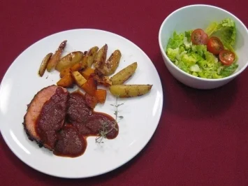 Schweineschinkenbraten in BBQ-Whisky-Soße mit Kartoffeln und Ben-Hur-Salat - Vom Winde verweht - Rezept