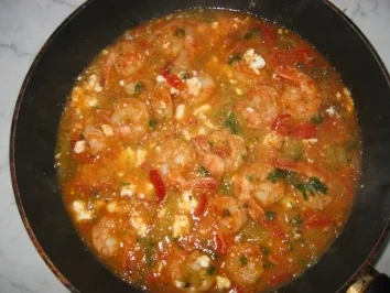 Rezept: Garnelen-Pfännchen-sahanaki Garnelen-Pfännchen-sahanaki - Rezept
