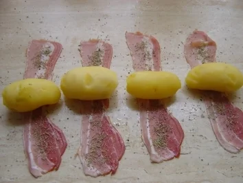 Rezept: Kartoffeln im Mäntelchen Bild Nr. 2 Kartoffeln im Mäntelchen - Rezept - Bild Nr. 2