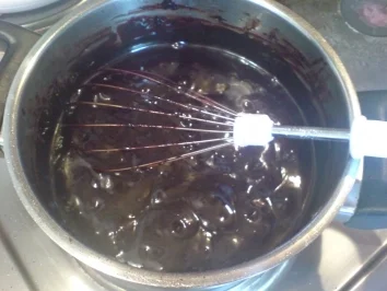 Dessertsoße "Schokoladensirup / -soße" - Rezept - Bild Nr. 3