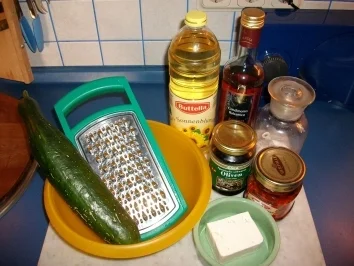 Graeko-Italo-Germanischer Gurkensalat - Rezept - Bild Nr. 2