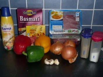 Schweinegeschnetzeltes mit Paprika & Zwiebeln - Rezept - Bild Nr. 2