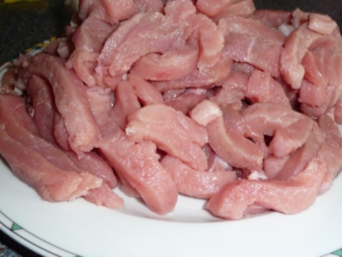 Schweinegeschnetzeltes mit Paprika & Zwiebeln - Rezept - Bild Nr. 5