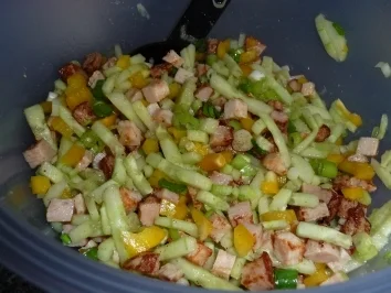 Rezept: "Bunte Nudeln"-Salat Bild Nr. 7 "Bunte Nudeln"-Salat - Rezept - Bild Nr. 7