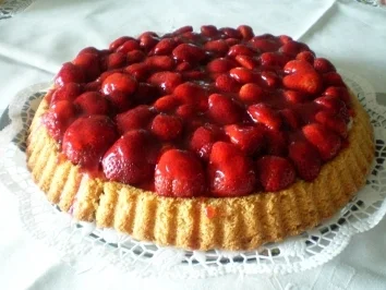 Rezept: Erdbeertorte mit Mascarpone Erdbeertorte mit Mascarpone - Rezept