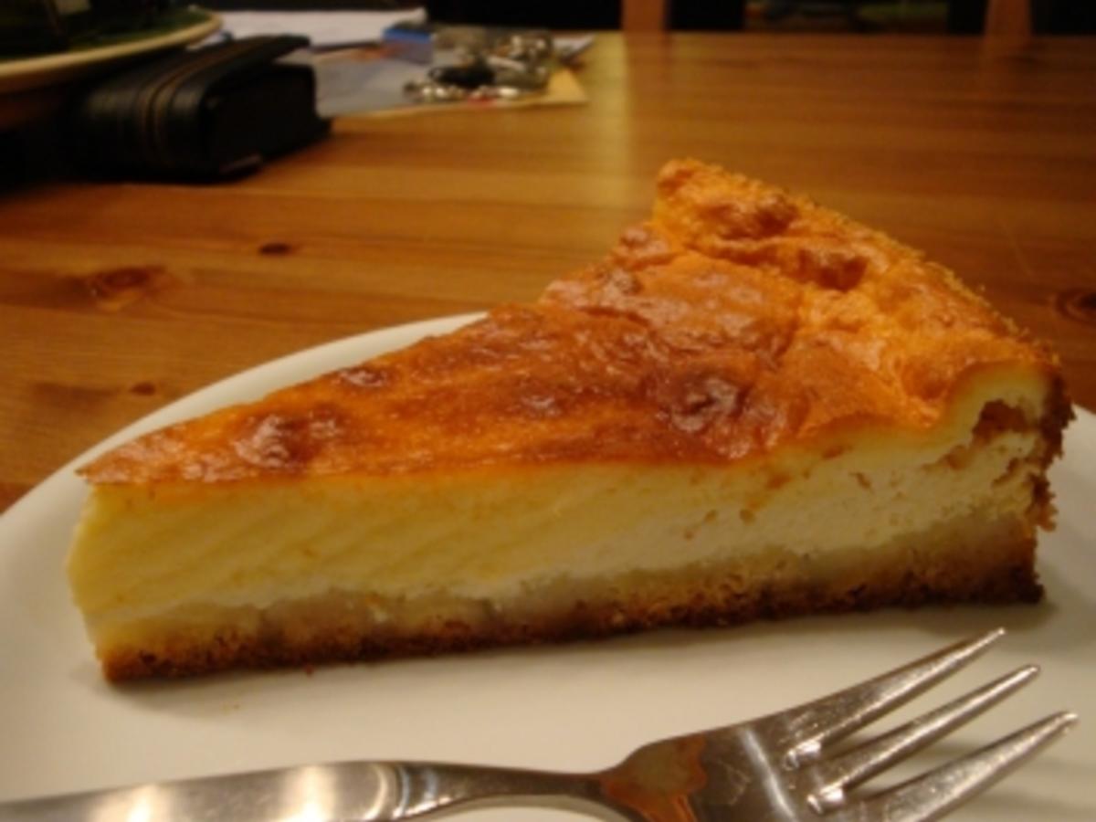 Eierschecke fluffig &amp; lecker - Rezept mit Bild - kochbar.de