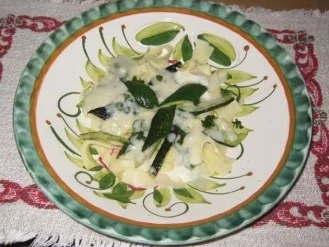 Bandnudeln mit Zucchinistreifen - Rezept