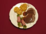 Rinderfilet aus dem Römertopf mit Nusskartoffeln und Bohnen - Rezept