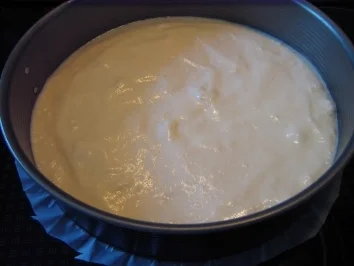 Rezept: Quarkcrèmetorte Bild Nr. 3 Quarkcrèmetorte - Rezept - Bild Nr. 3