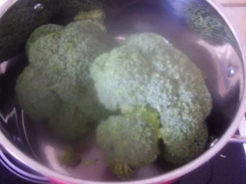 Rezept: Hühnchen gefüllt mit Reis Bild Nr. 14 Hühnchen gefüllt mit Reis - Rezept - Bild Nr. 14