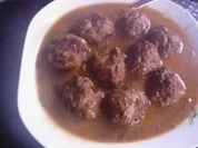 Rezept: Hackbällchen in Zwiebel-Knoblauch Soße Hackbällchen in Zwiebel-Knoblauch Soße - Rezept